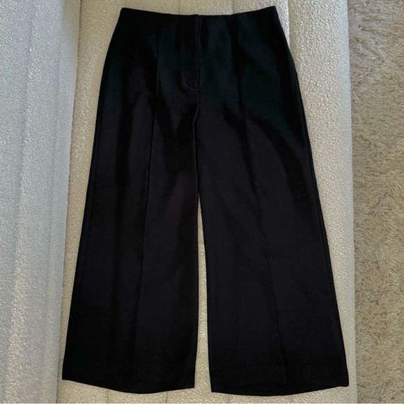 Express Wide Leg Crop Pant - Picture 2 of 6